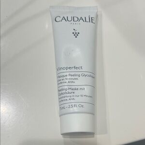 Caudalie 2.5 fl oz Vinoperfect mask, peeling glycolic